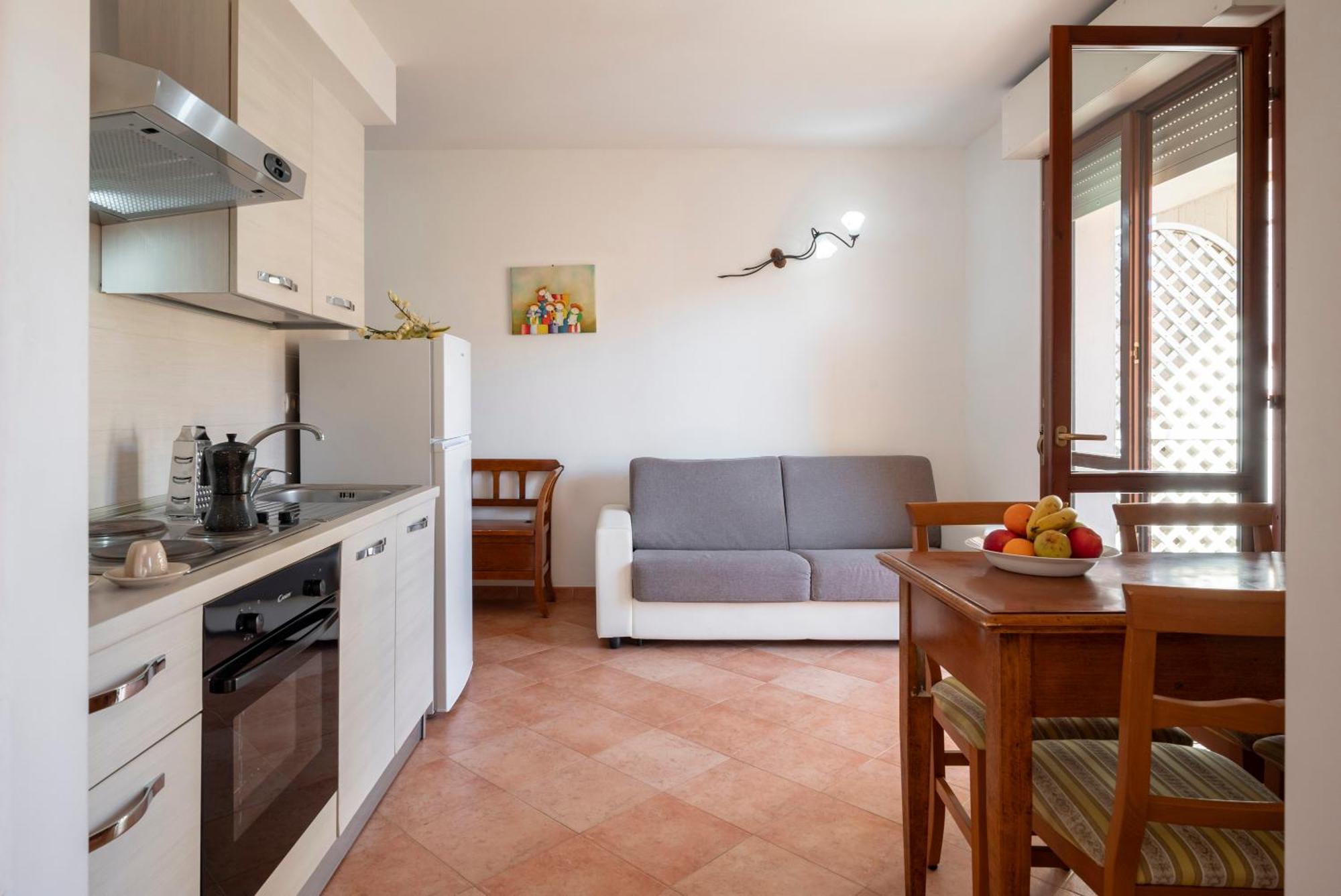 Lola Piccolo Hotel E Appartamenti Marina di Grosseto Zewnętrze zdjęcie