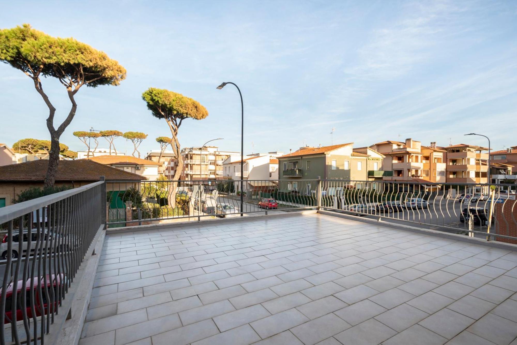 Lola Piccolo Hotel E Appartamenti Marina di Grosseto Zewnętrze zdjęcie