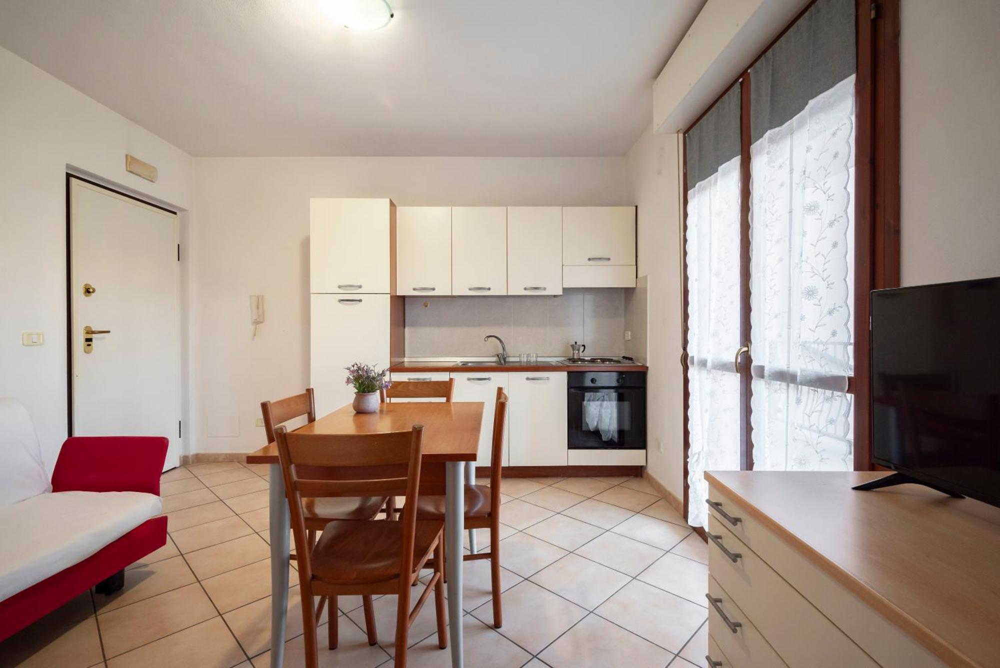 Lola Piccolo Hotel E Appartamenti Marina di Grosseto Zewnętrze zdjęcie