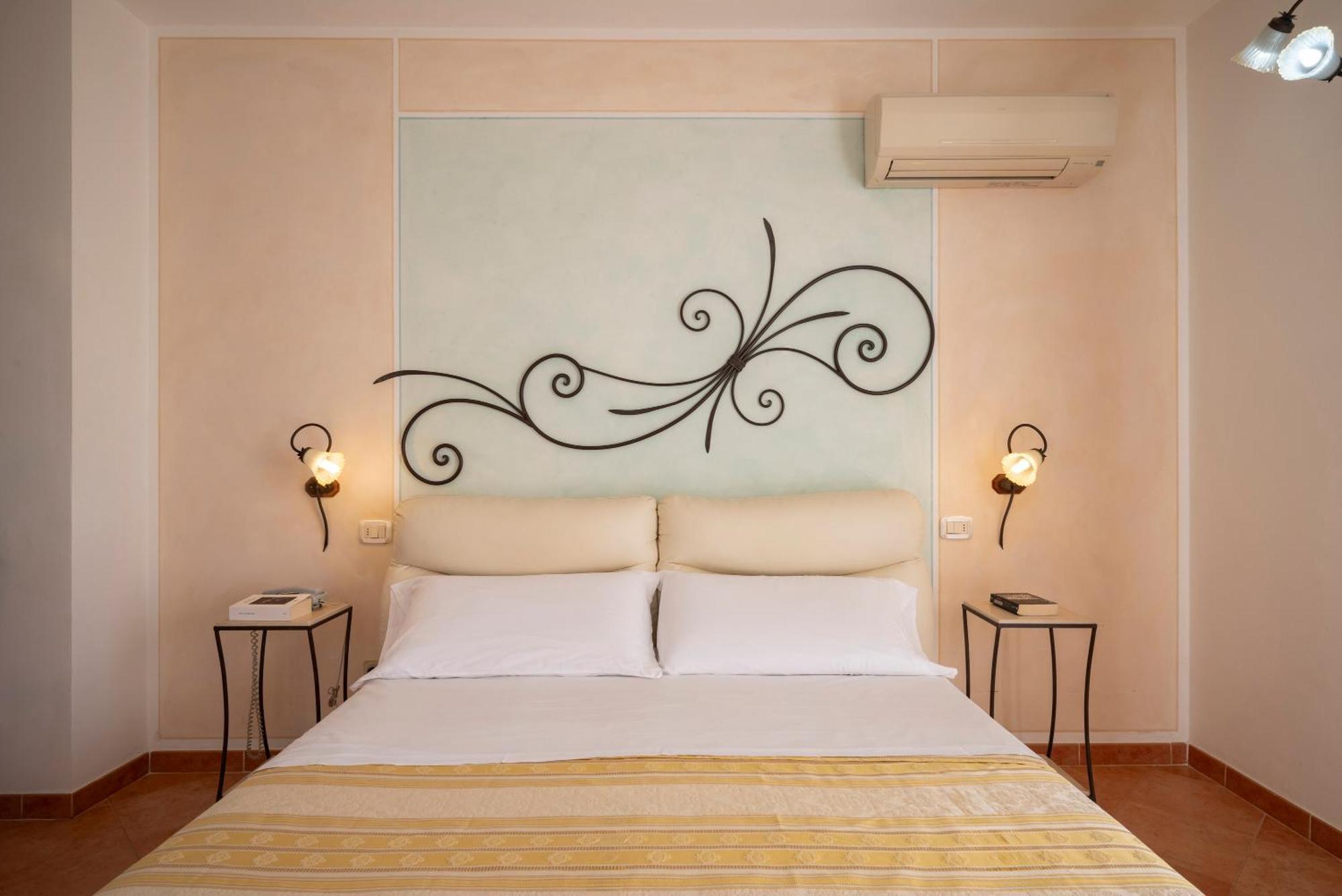 Lola Piccolo Hotel E Appartamenti Marina di Grosseto Zewnętrze zdjęcie