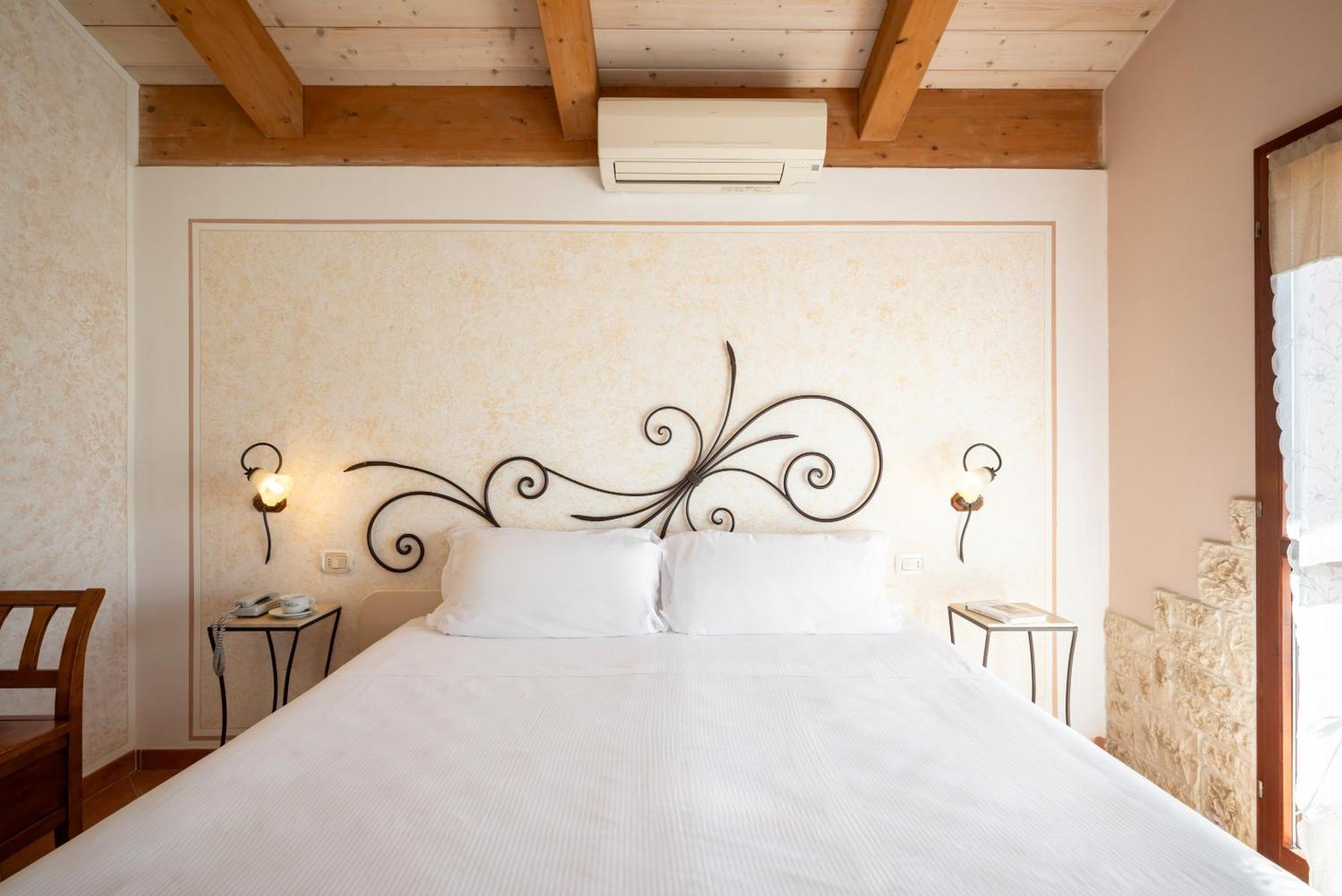 Lola Piccolo Hotel E Appartamenti Marina di Grosseto Zewnętrze zdjęcie