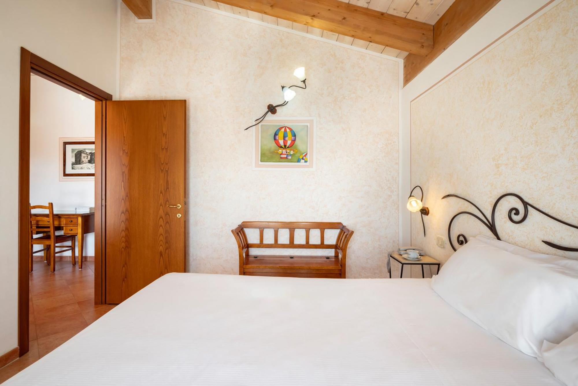 Lola Piccolo Hotel E Appartamenti Marina di Grosseto Zewnętrze zdjęcie