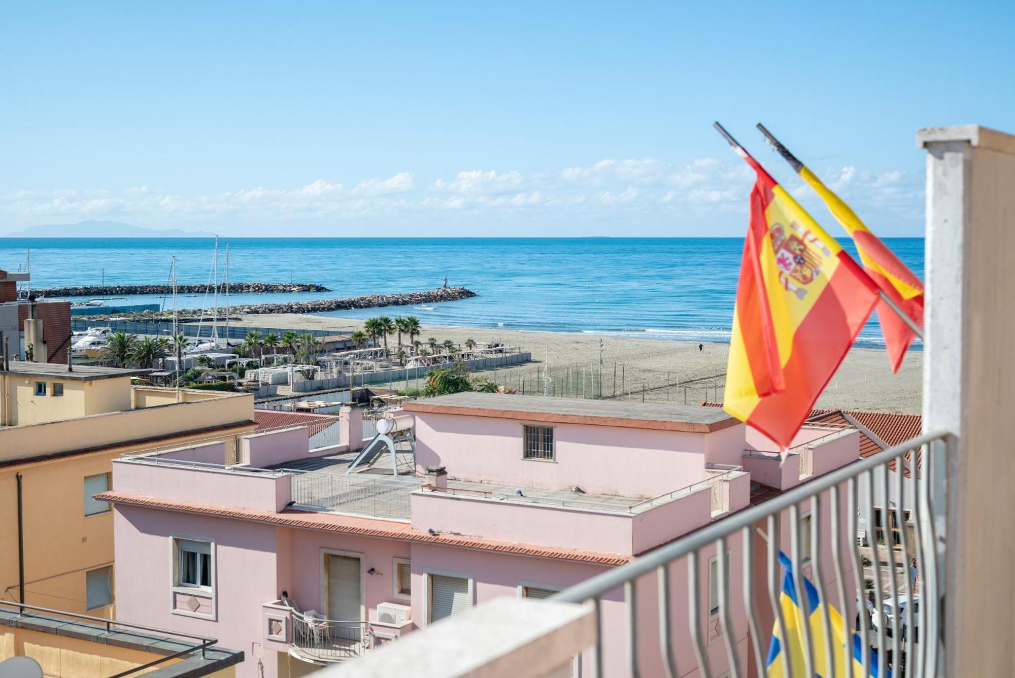 Lola Piccolo Hotel E Appartamenti Marina di Grosseto Zewnętrze zdjęcie